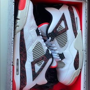 Air Jordan 4 Retro